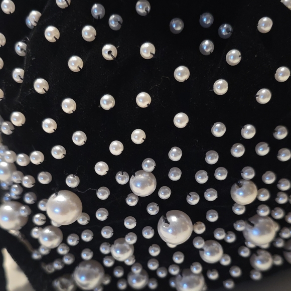 Chico's Faux Pearl & Velvet Crossbody Bucket Bag 💫 - Picture 2 of 12